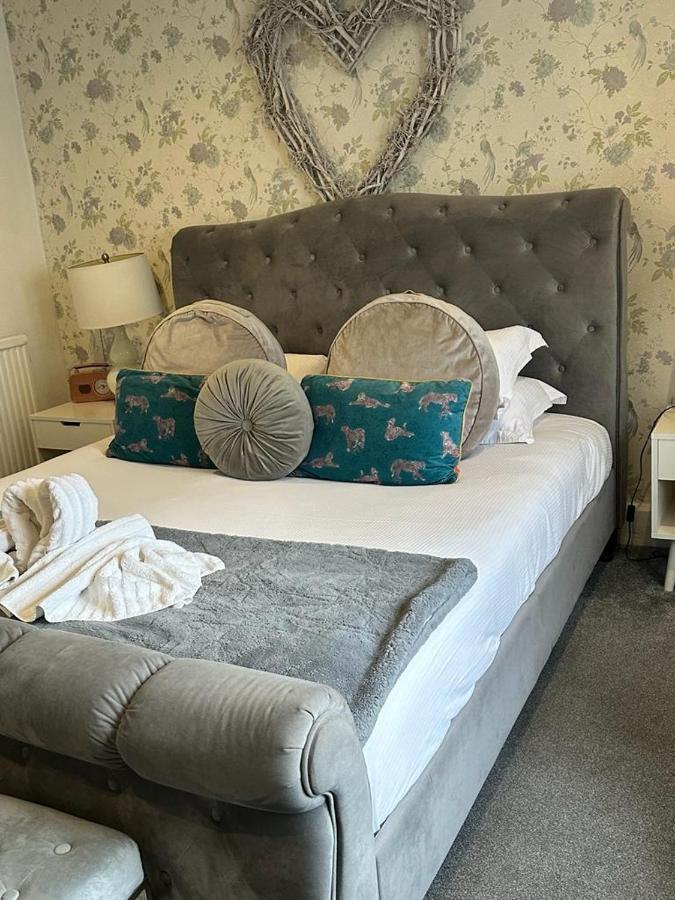 The Swan Inn Salisbury Wilton  외부 사진